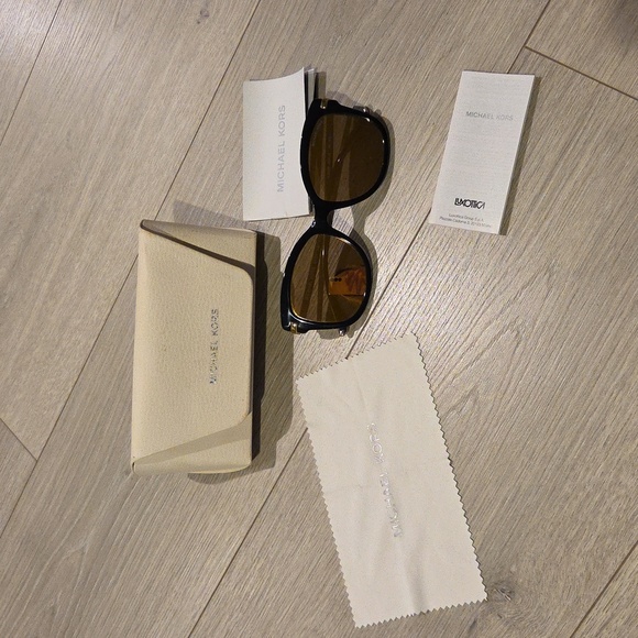MICHAEL Michael Kors Accessories - Michael Kors 31607P 53-18 140 3N